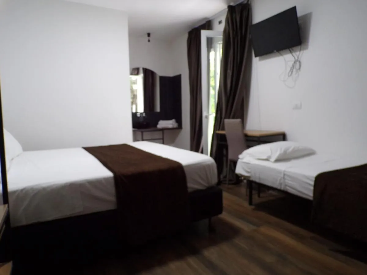 Hotel Nord Est Riccione Italien