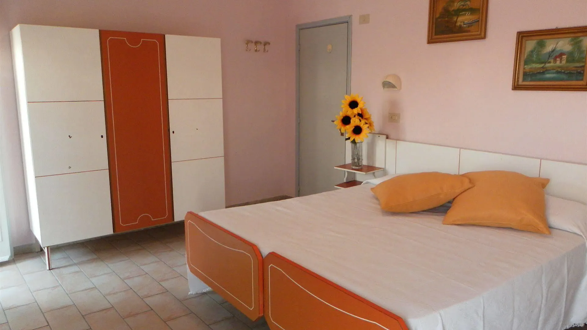 **  Hotel Nord Est Riccione Italy