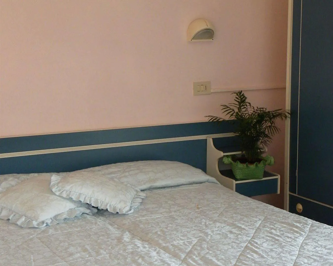 Hotel Nord Est Riccione 2*,  Italy