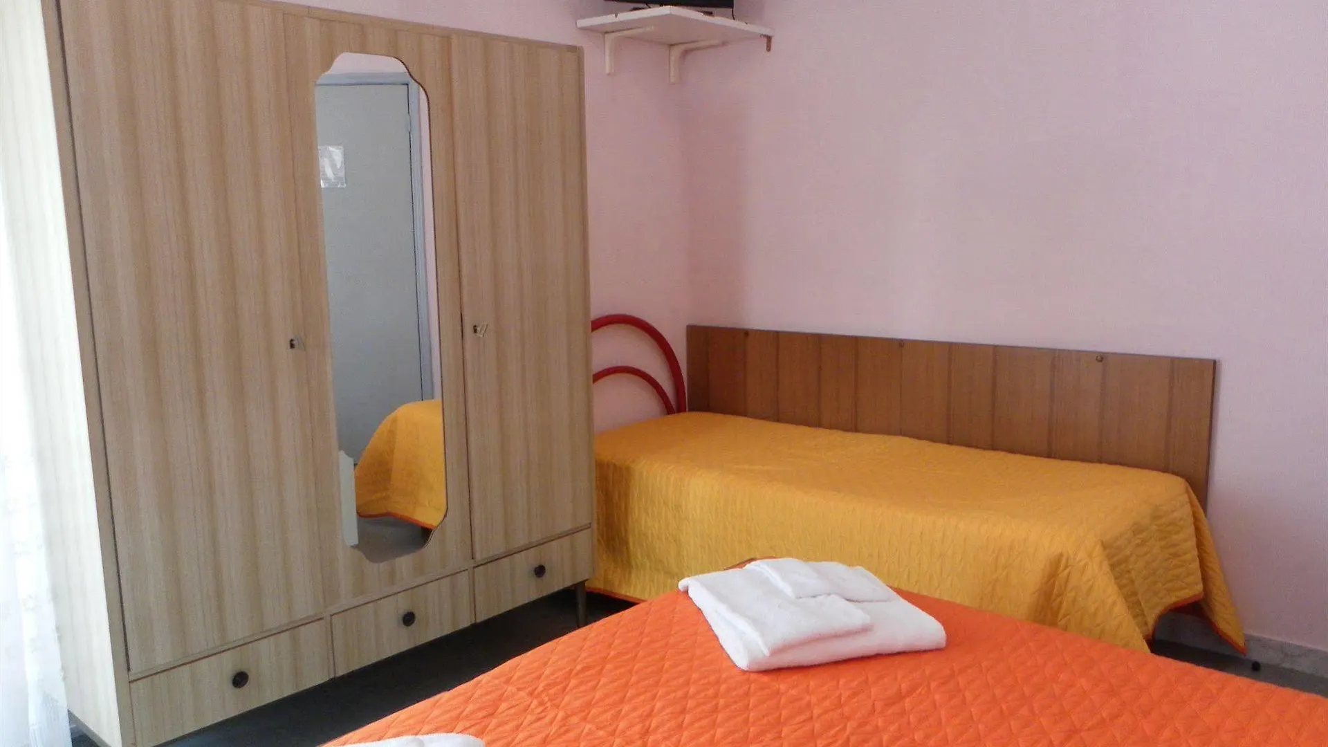 Hotel Nord Est Riccione 2*,
